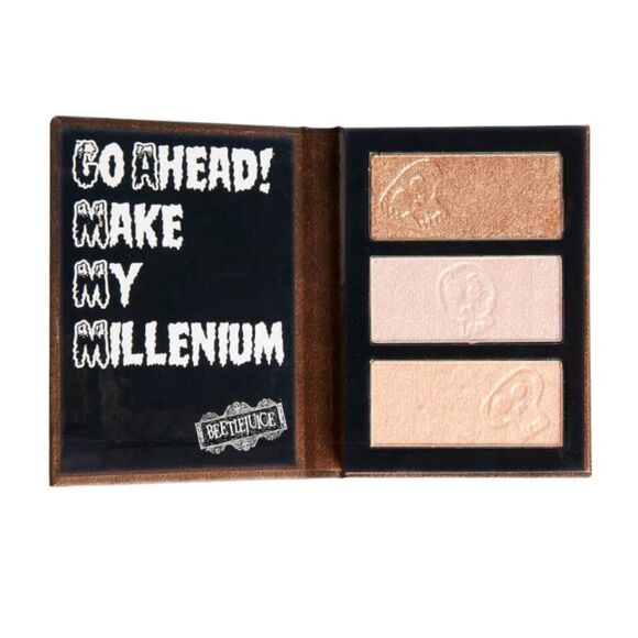Beetlejuice x Revolution Handbook for the Recently Deceased Highlighter Palette - Picture 4 of 11